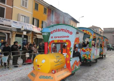 Foto precedenti edizioni carnevale