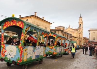 Foto precedenti edizioni carnevale