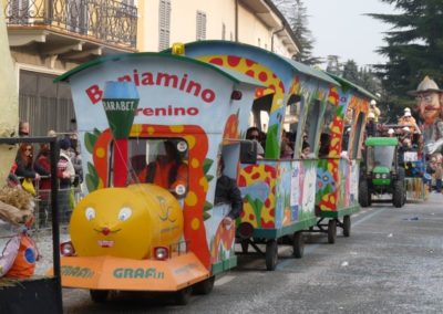 Foto precedenti edizioni carnevale