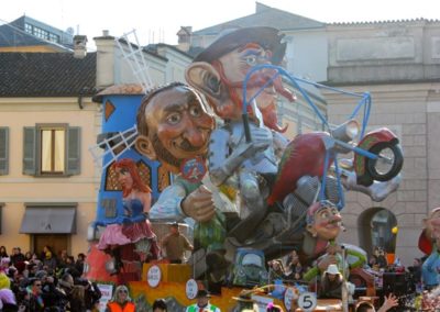 Foto precedenti edizioni carnevale