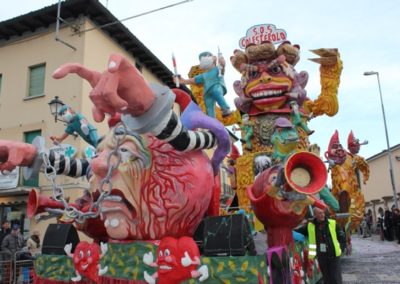 Foto precedenti edizioni carnevale