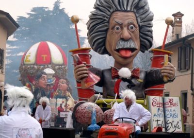 Foto precedenti edizioni carnevale