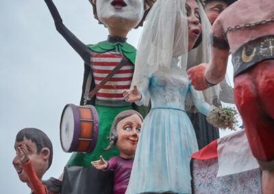 Personaggio del carro di carnevale "Quando ero piccolo io" a Crema 2023