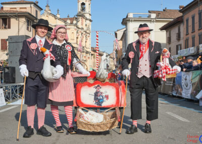 "El gaget col so uchet" maschera simbolo del carnevale di Crema